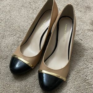 Cute tan and black wedges